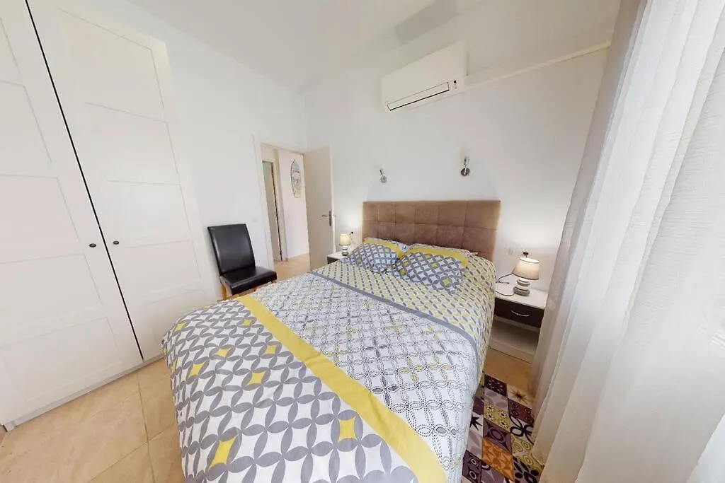 Apartment Appartement Premiere Ligne De Mer, 60 M2 Empuriabrava