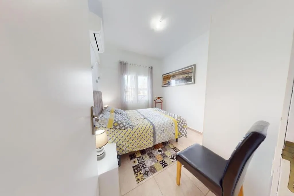 Appartement Premiere Ligne De Mer, 60 M2 Empuriabrava Apartment