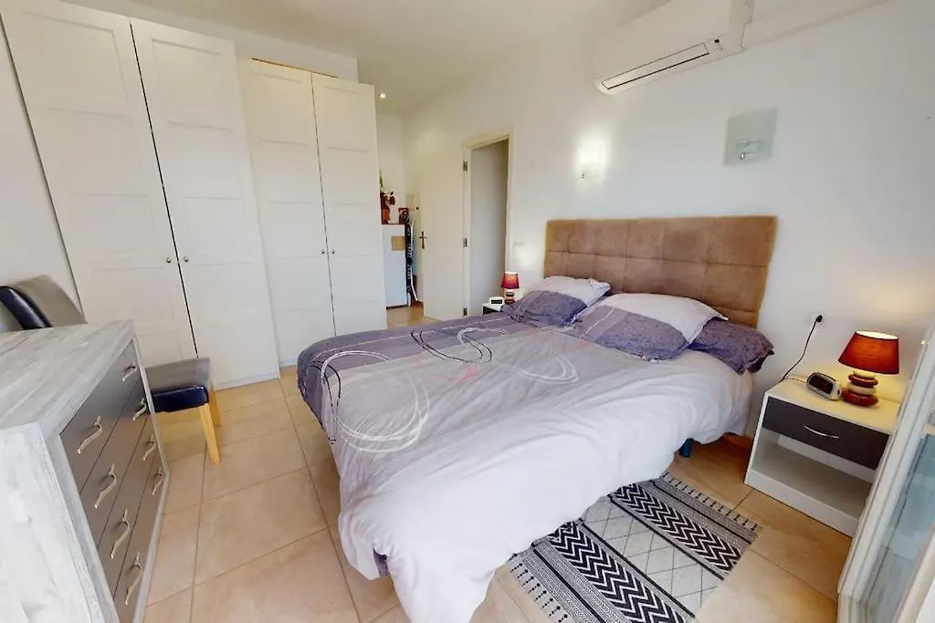 Apartment Appartement Premiere Ligne De Mer, 60 M2 Empuriabrava